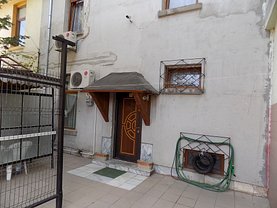 Casa de vânzare 3 camere, în Bucuresti, zona Grivita