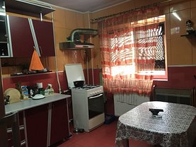 Apartament de vânzare 2 camere, în Bucuresti, zona Margeanului