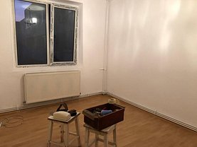 Apartament de vânzare 3 camere, în Bucuresti, zona Rahova