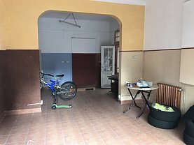 Închiriere spaţiu comercial