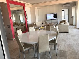 Apartament de vânzare sau de închiriat 3 camere, în Mamaia