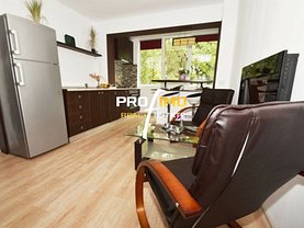 Apartament de vânzare 3 camere, în Constanta, zona Tomis I