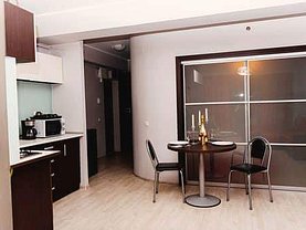 Apartament de închiriat 2 camere, în Mamaia, zona Central