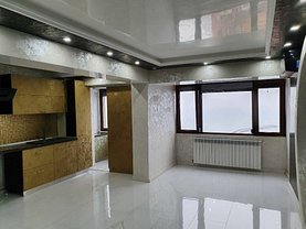 Apartament de vânzare 3 camere în Constanta, Faleza Nord