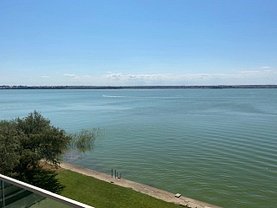 Apartament de închiriat 2 camere, în Mamaia, zona Central