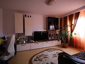 Apartament de vânzare 3 camere, în Constanţa, zona Inel II