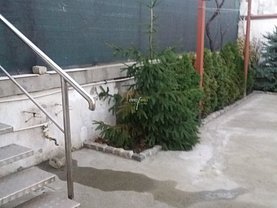 Casa de vânzare 2 camere, în Constanta, zona Far