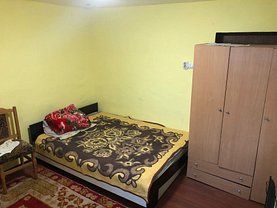 Casa de vânzare 3 camere, în Constanţa, zona Dacia