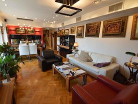 Apartament de vânzare 5 camere, în Bucureşti, zona Decebal