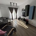 Apartament de vânzare 3 camere, în Bucureşti, zona Valea Oltului