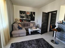 Apartament de vânzare 2 camere, în Bucureşti, zona Văcăresti