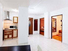 Apartament de vânzare 3 camere, în Bucuresti, zona Universitate