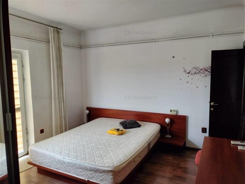 Vanzare Apartament 3 Camere Mihalache