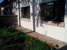 Casa de vânzare 3 camere, în Bucuresti, zona Gorjului