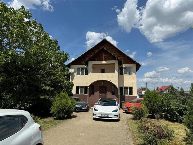 Casa spatioasa cu teren de 1000mp in Ciolpani