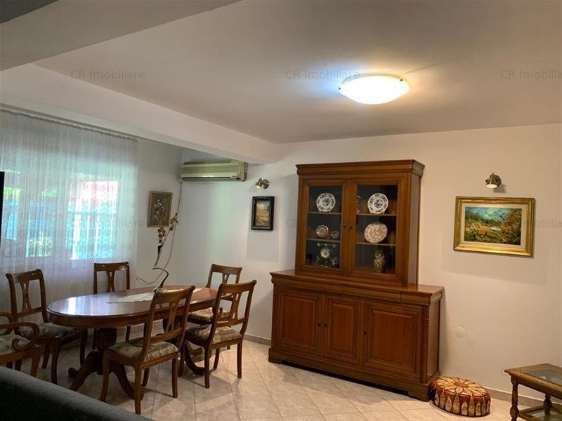De v?nzare Vila 6 camere Iancu Nicolae cu Gradina