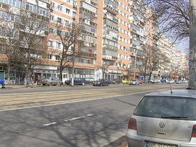 Închiriere spaţiu comercial