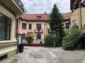 Închiriere birou