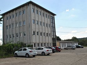 Vânzare spaţiu industrial
