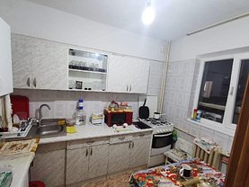 Apartament de vânzare 3 camere, în Bucuresti, zona Tineretului