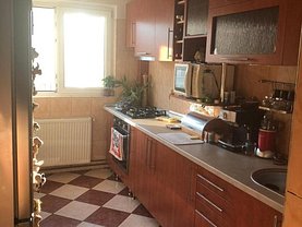 Apartament de vânzare 3 camere, în Bucureşti, zona Tineretului