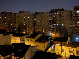Apartament de vânzare 3 camere, în Bucuresti, zona Timpuri Noi