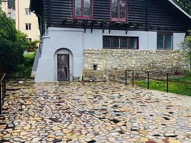 Casa de vânzare 7 camere, în Predeal, zona Ultracentral