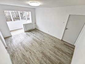 Apartament de vânzare 3 camere, în Timişoara, zona Şagului