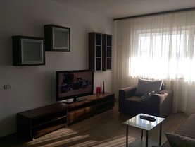 Apartament de închiriat 3 camere în Pitesti, Ultracentral