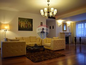 Apartament de vânzare 3 camere, în Bucuresti, zona Herastrau