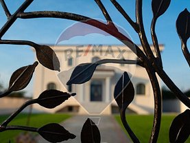 Casa de vânzare sau de închiriat 10 camere, în Bucuresti, zona Pipera