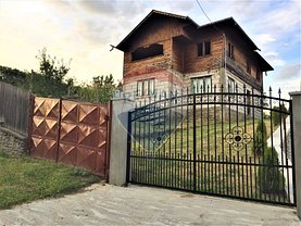 Casa 5 camere în Izvoarele