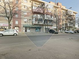 Vânzare spaţiu comercial