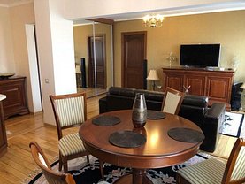Apartament de vânzare 3 camere, în Bucureşti, zona Aviaţiei