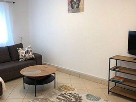 Apartament de vânzare 3 camere, în Bucureşti, zona Aviaţiei