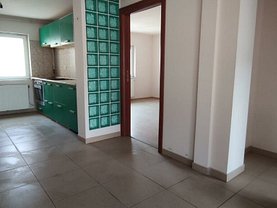 Apartament de vânzare 3 camere, în Constanta, zona Tomis III