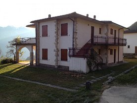 Casa de vânzare 5 camere, în Sibiu, zona Sub Arini