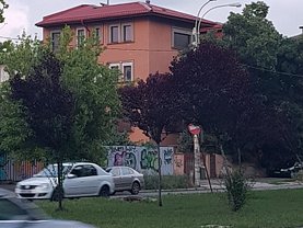 Casa de vânzare 12 camere, în Bucuresti, zona Panduri