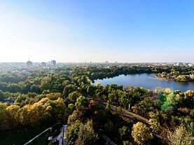 Apartament de vânzare 5 camere, în Bucureşti, zona Primăverii