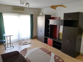 Apartament de închiriat 3 camere, în Cluj-Napoca, zona Mărăşti