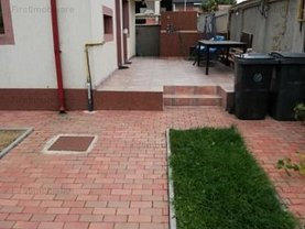 Casa de vânzare sau de închiriat 6 camere, în Bucuresti, zona Central