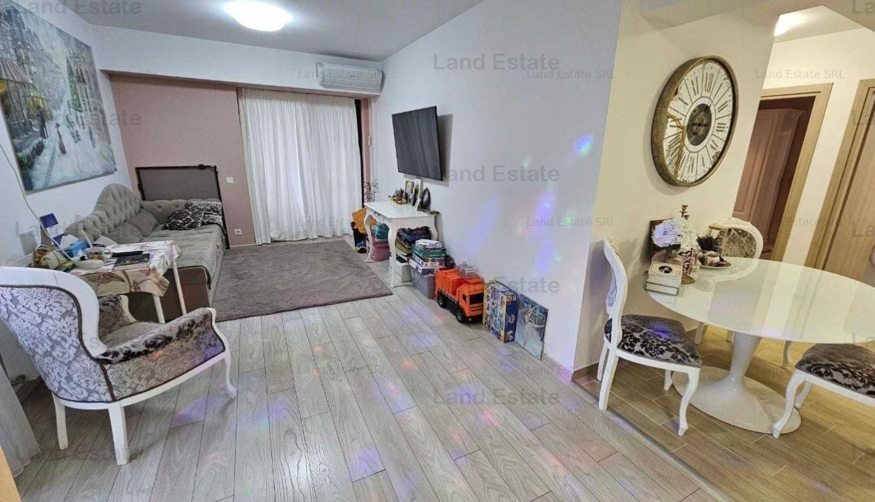 3 camere Moghioros Park Residence