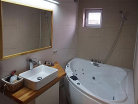 Casa de vânzare 4 camere, în Bucuresti, zona 1 Mai
