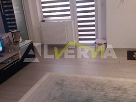 Penthouse de vânzare 3 camere în Zalau, Central