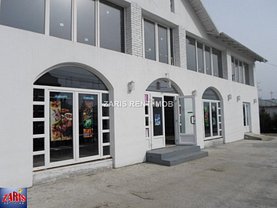 Vânzare spaţiu comercial