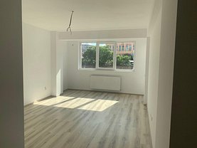 Apartament de vânzare 2 camere, în Ploieşti, zona Vest