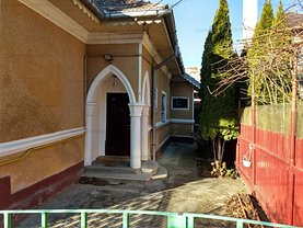 Casa 2 camere în Piatra-Neamt, Central