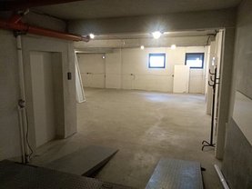 Închiriere spaţiu industrial
