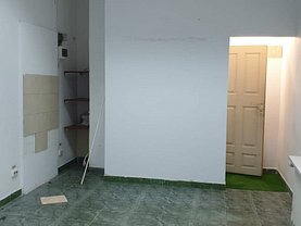 Închiriere spaţiu comercial