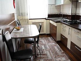 Apartament de vânzare 3 camere, în Cluj-Napoca, zona Mănăştur